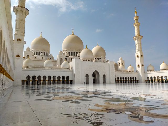 Sheikh Zayed Mosque